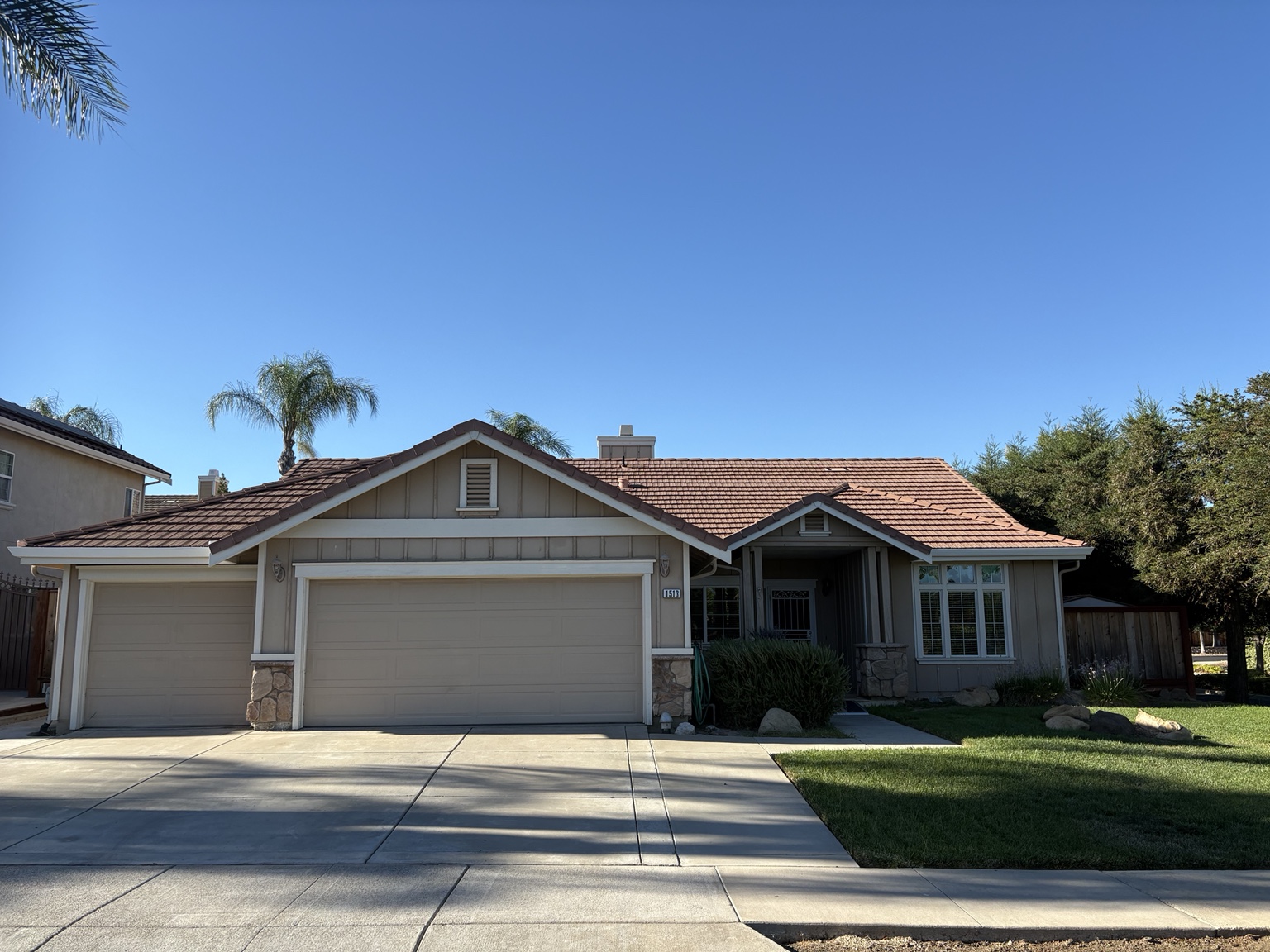 Front view of the Buena Vista home