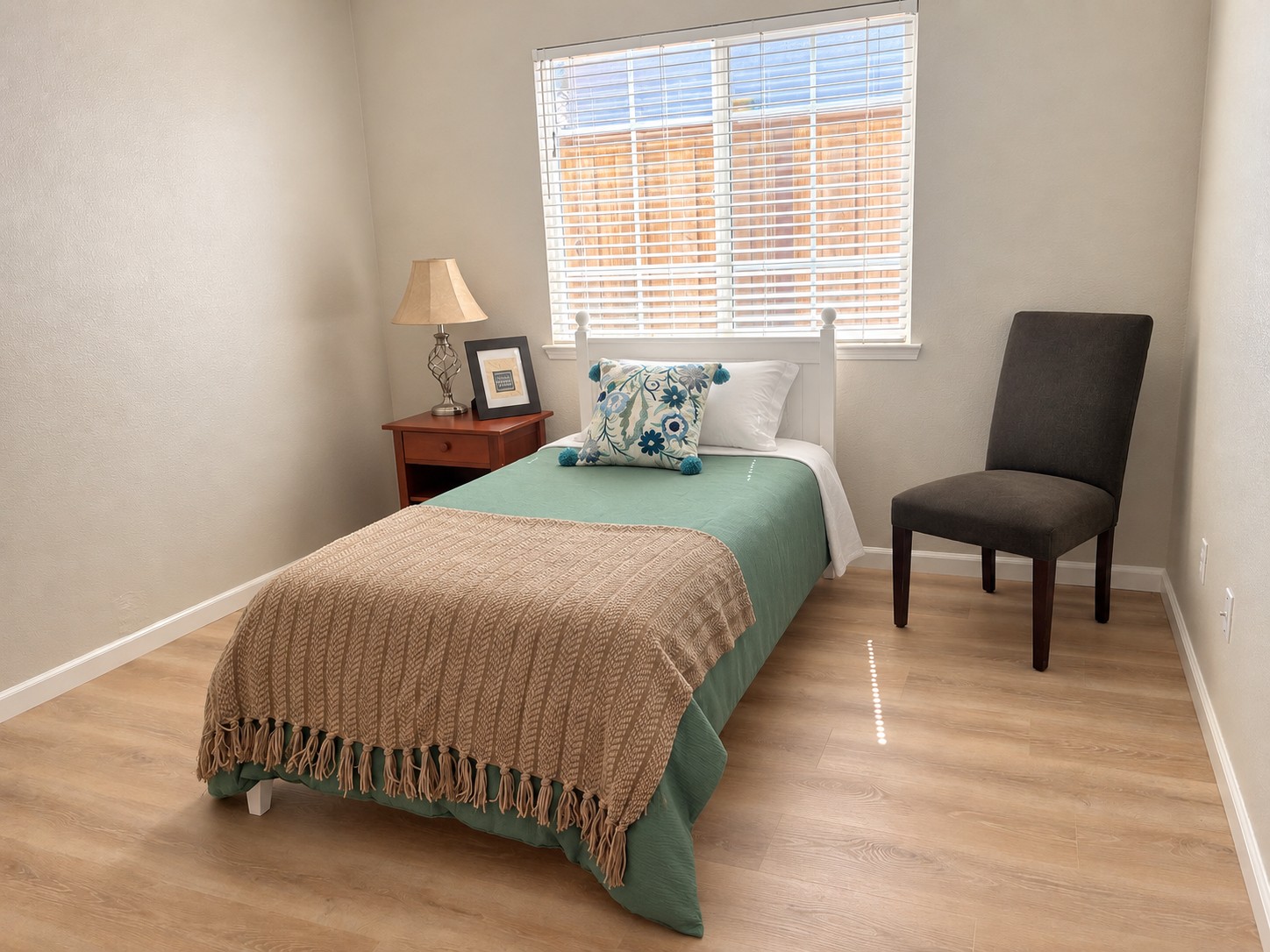 Private resident bedroom at Buena Vista